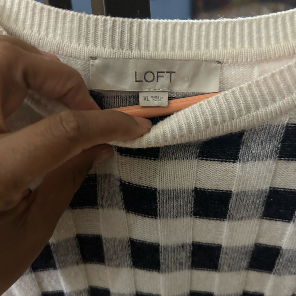 Loft sweater - Picture 2 of 2